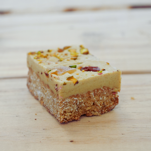 Oaty Ginger Slice [ box of 12 ]